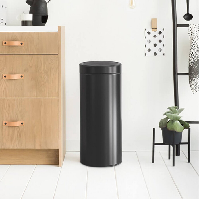 Мусорный бак 30 л черный матовый Touch Bin Brabantia