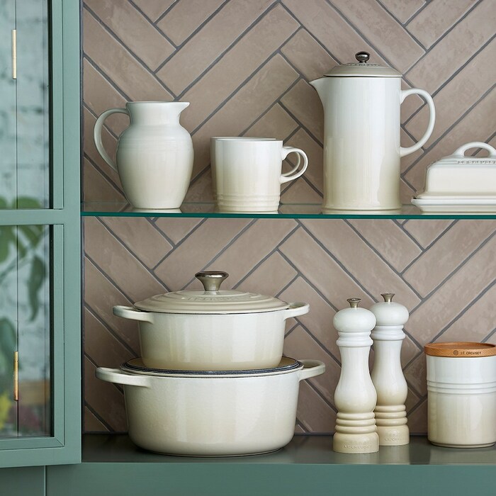 Мельница для соли 21 см Meringue Le Creuset