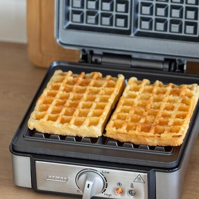 Профессиональная вафельница MPM MGO13 / 1400 Вт / антипригарное покрытие / нержавеющая сталь