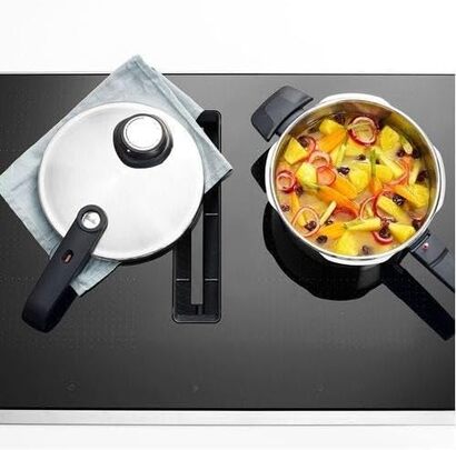 Премиум/скороварка, 4 части (6л - Ø 22 см и Rapid Frying Pan 2,5 л - Ø 22 см) с металлической крышкой, вставка - Сделано в Германии, индукционный 2,5 л и 6 л