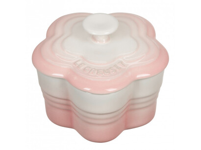 Блюдо для запекания в форме цветка с крышкой Chiffon Pink Le Creuset