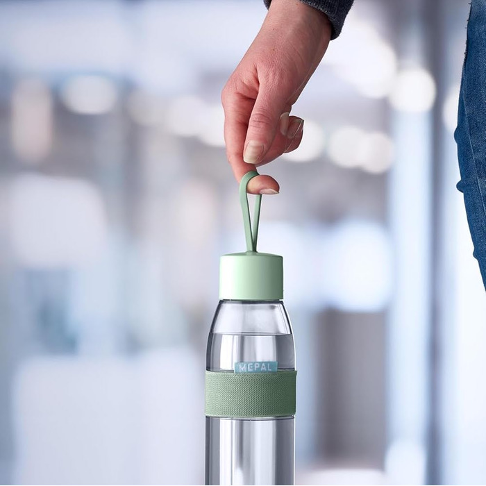Бутылка для воды 0,7 л Nordic Sage Ellipse Mepal