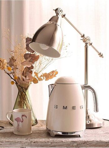 Лектрический чайник Smeg KLF03CREU, 1,7 л, 2400 Вт, одноместнй кремовй