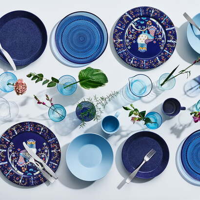 Блюдо сервировочное Ø 41 см синее Taika Iittala