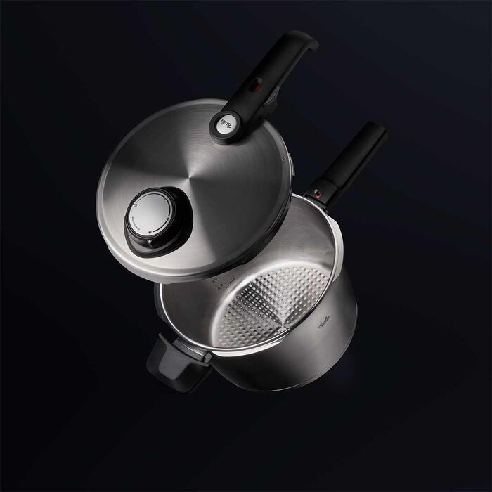 Премиум/скороварка, 4 части (6л - Ø 22 см и Rapid Frying Pan 2,5 л - Ø 22 см) с металлической крышкой, вставка - Сделано в Германии, индукционный 2,5 л и 6 л