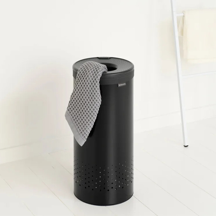 Корзина для белья 35 л Black Brabantia