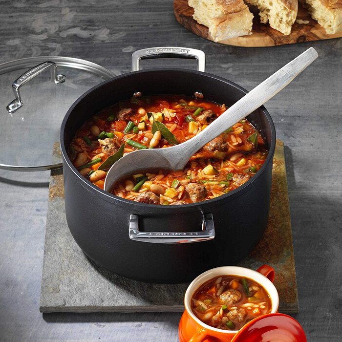 Кастрюля 3,8 л Toughened Non-Stick Le Creuset