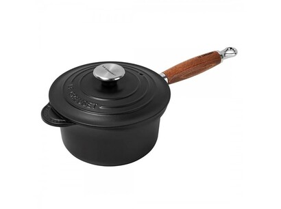 Ковш с деревянной ручкой и крышкой 18 см, черный Black Le Creuset