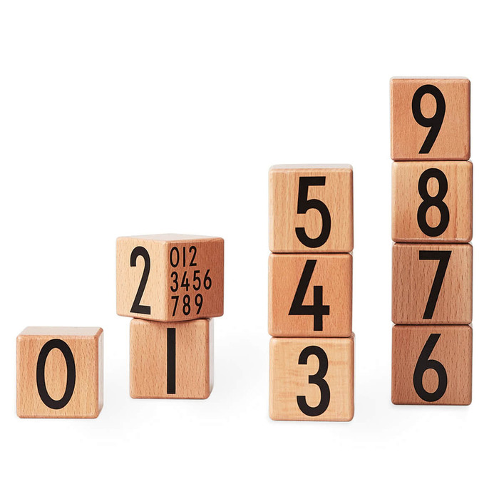 Кубики 5x5x5 см дерево AJ Wooden Number Cubes Design Letters