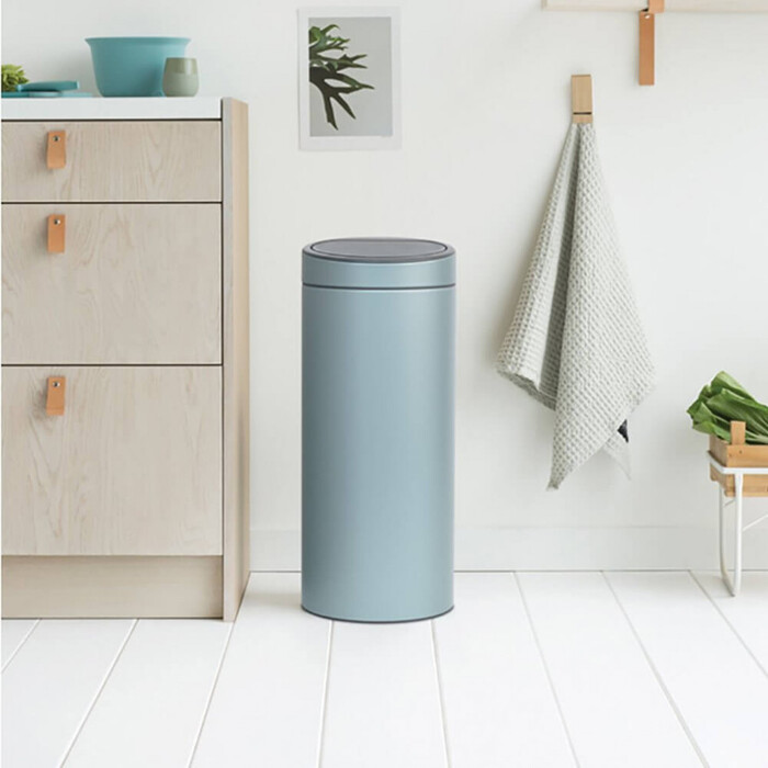 Мусорный бак 30 л мятный металлик Touch Bin Brabantia