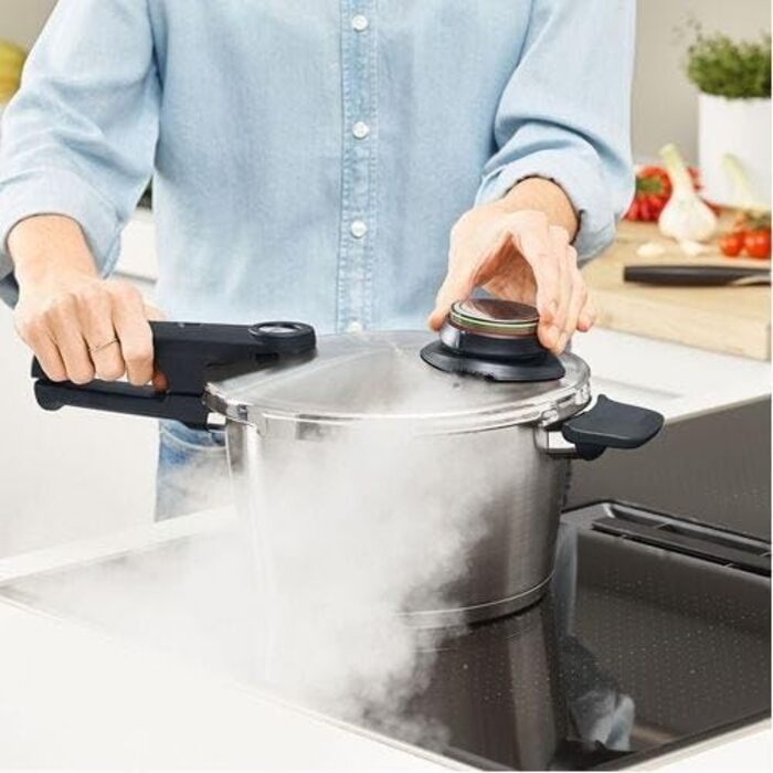 Премиум/скороварка, 4 части (6л - Ø 22 см и Rapid Frying Pan 2,5 л - Ø 22 см) с металлической крышкой, вставка - Сделано в Германии, индукционный 2,5 л и 6 л