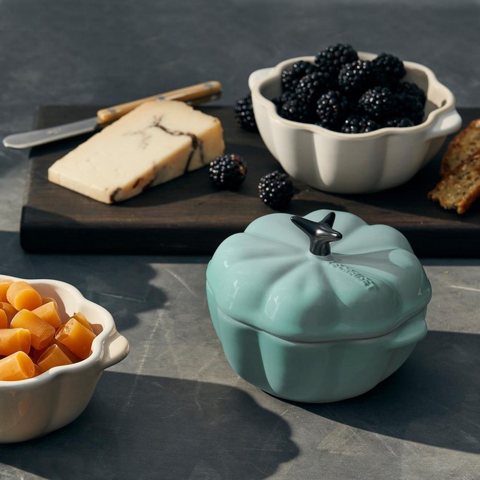 Кокотница 15 см/0,3 л Sea Salt Halloween Le Creuset